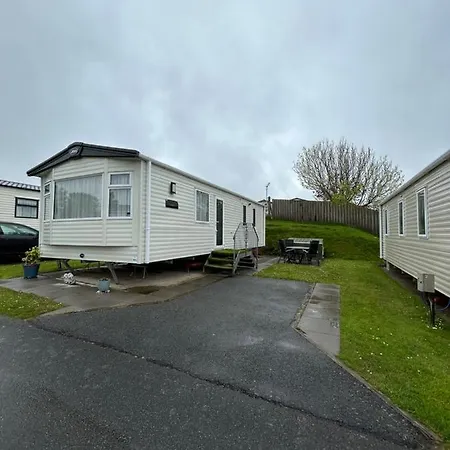 Delightful 2 Bedroom Caravan, Pencnwc, New Quay Cross Inn Exterior photo